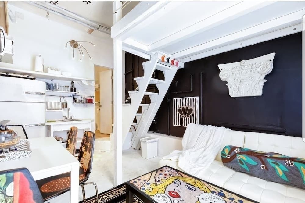 Artist Experience Venice Beach Studio Bedroom 1 Bathroom Apts 13