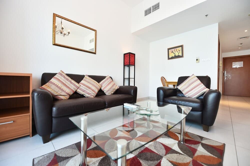 Mrnv - Furnished 1BR in Dubai Marina 5
