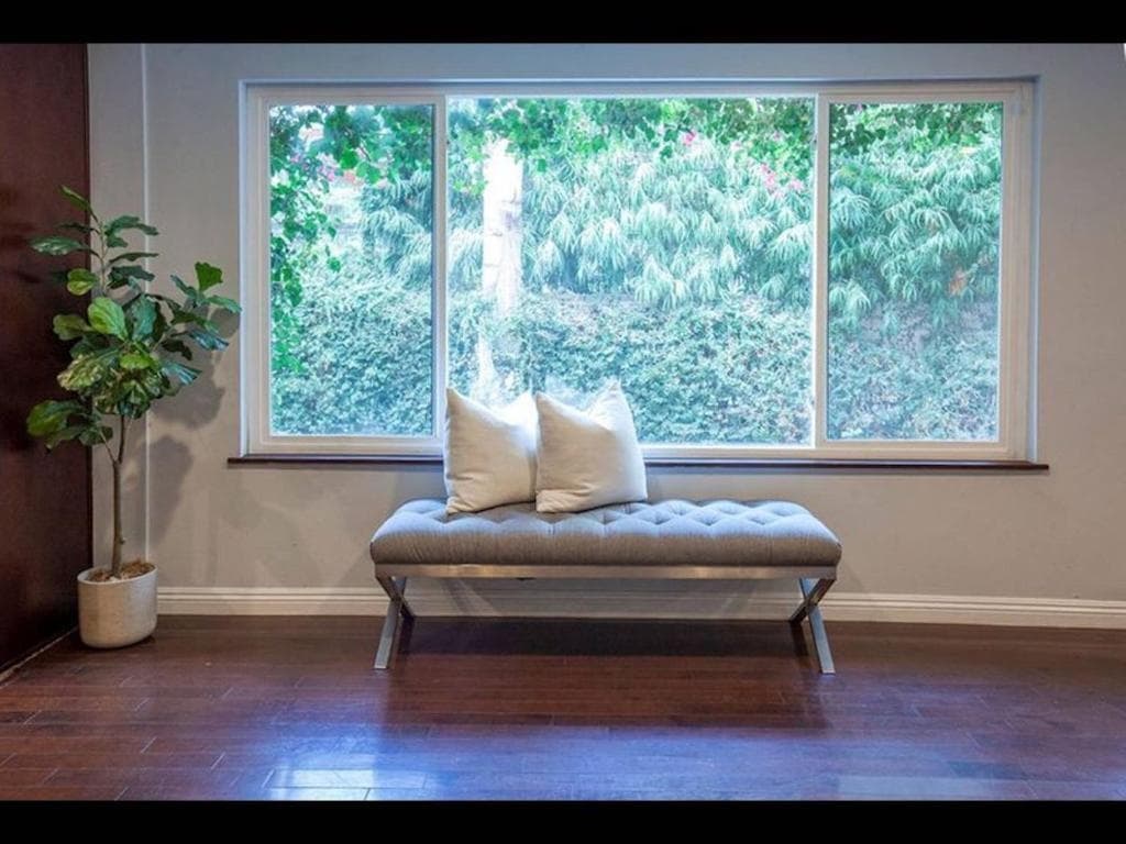 Charming Duplex Home 17