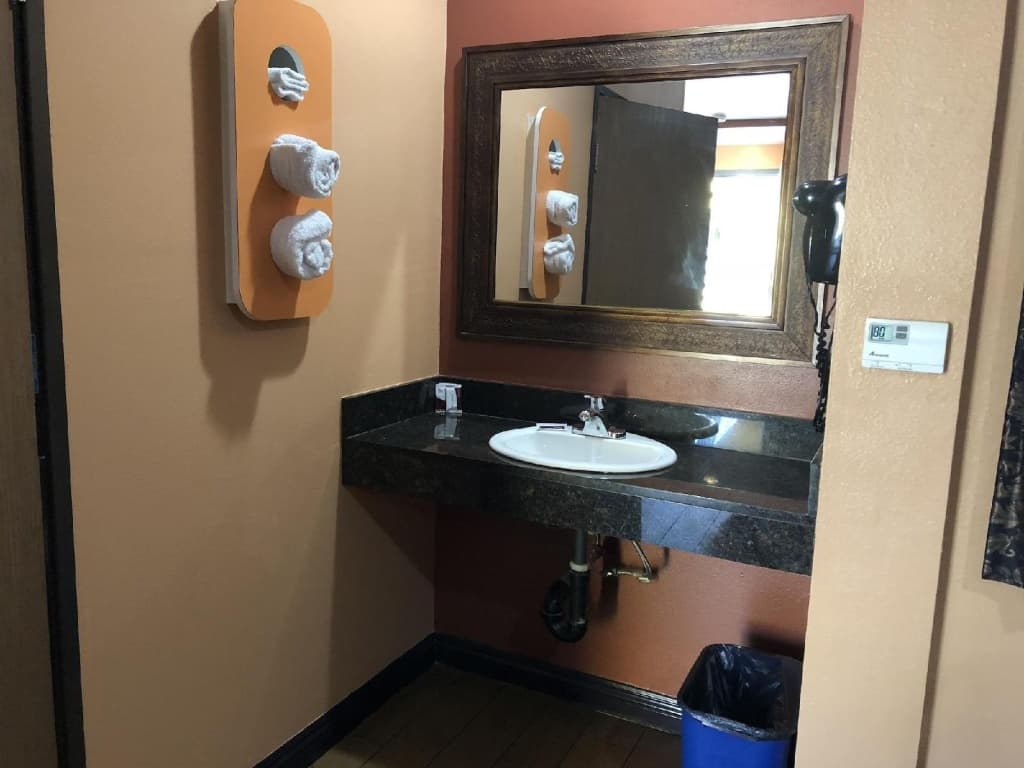 El Rancho Motel 16