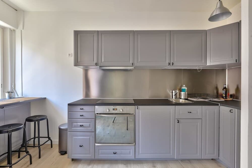 Charming 2 Room Apartment With Balcony - Paris 8ème 12