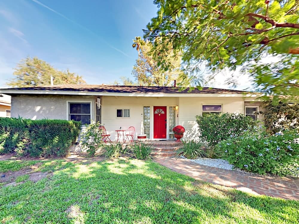 Charming Lake Balboa - 3 Br Home 10
