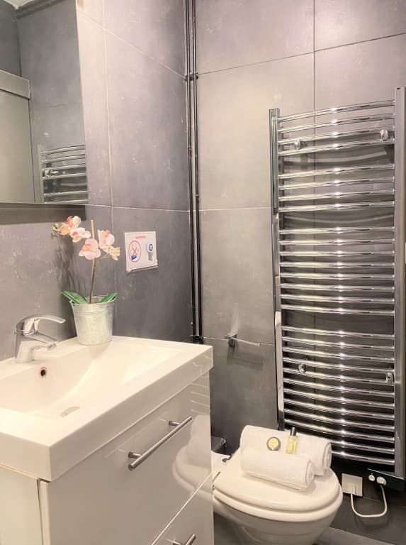 827 - Champ de Mars - Appartement parisien 14