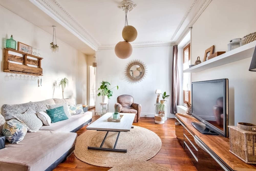 Charming Apartment for 2 in the 12th District 10