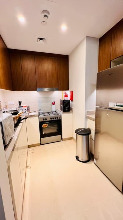 Luxury beach front apartment with balcony Dubai Marina 9