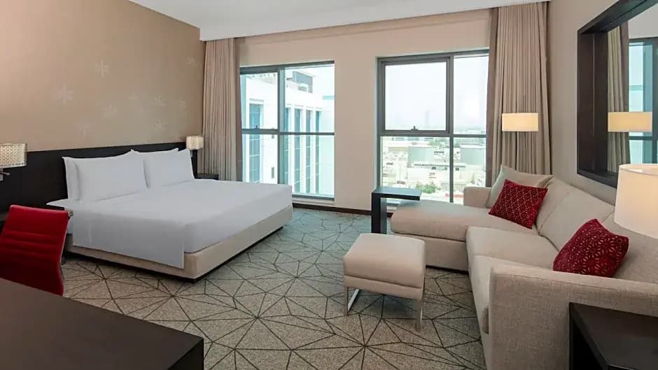 Hyatt Place Dubai Jumeirah Residences 10