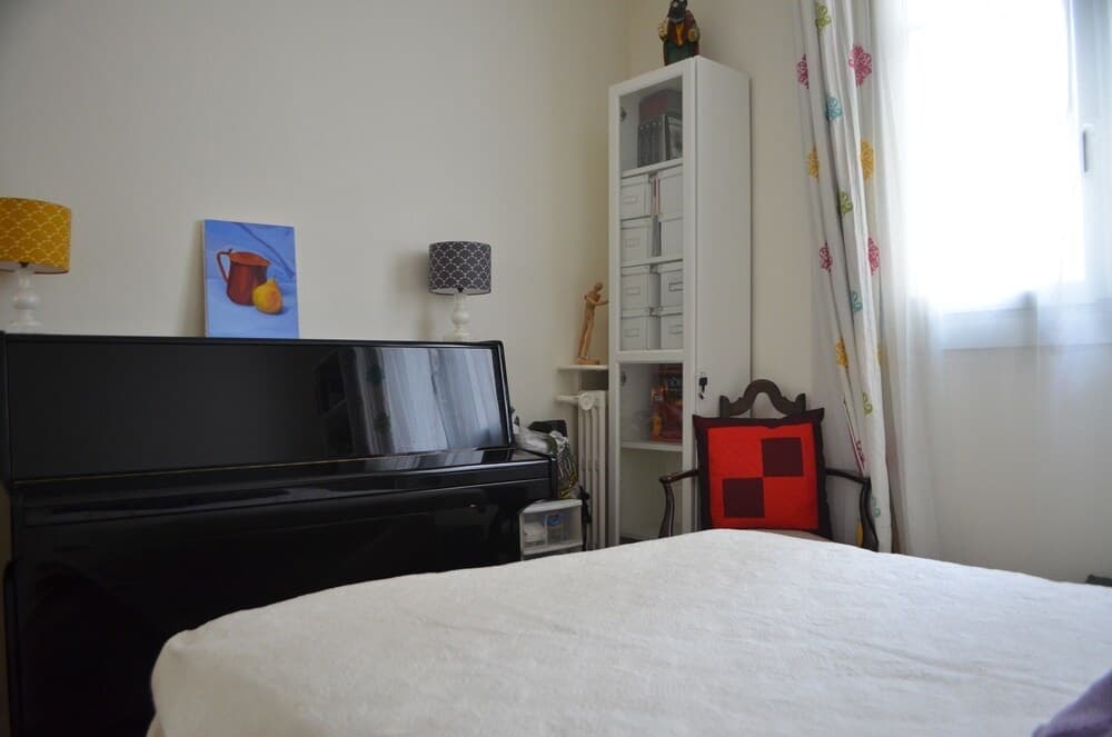 Bright Montmartre 1 Bedroom Flat 2