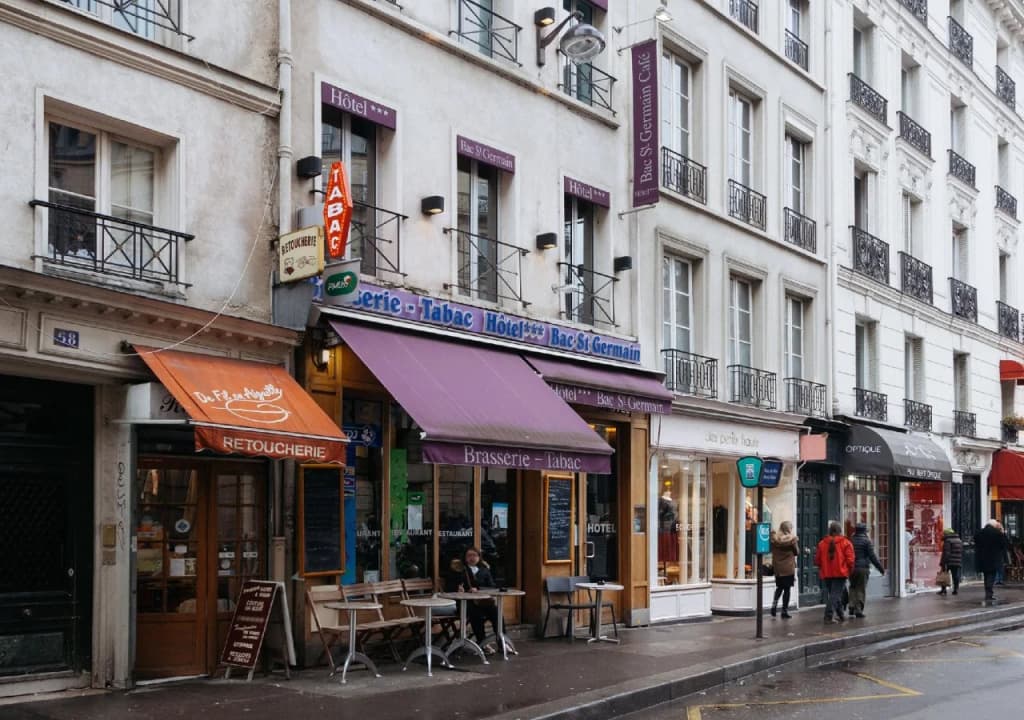 Bac St. Germain 16