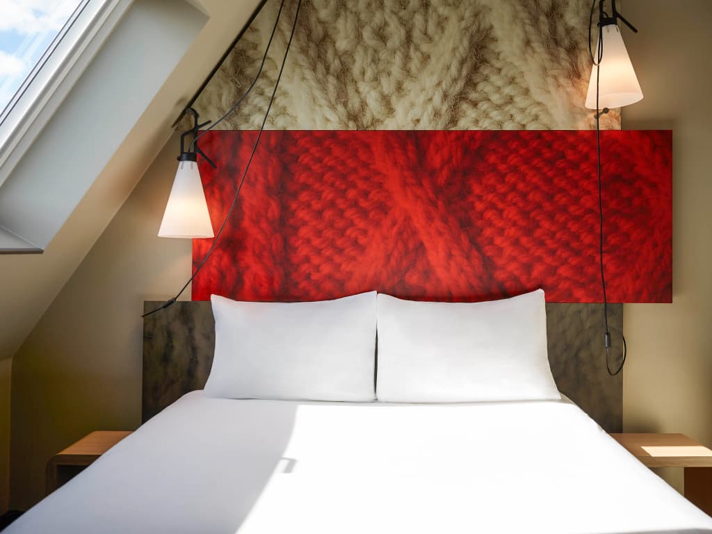 Ibis Paris Canal Saint Martin 8