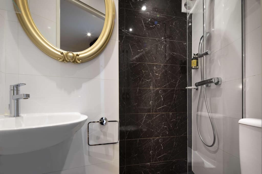 Hotel Montparnasse St Germain 3