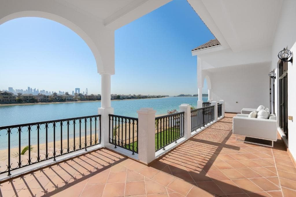 Maison Privee - Villa on Beach w Private Pool The Palm Jumeirah 17