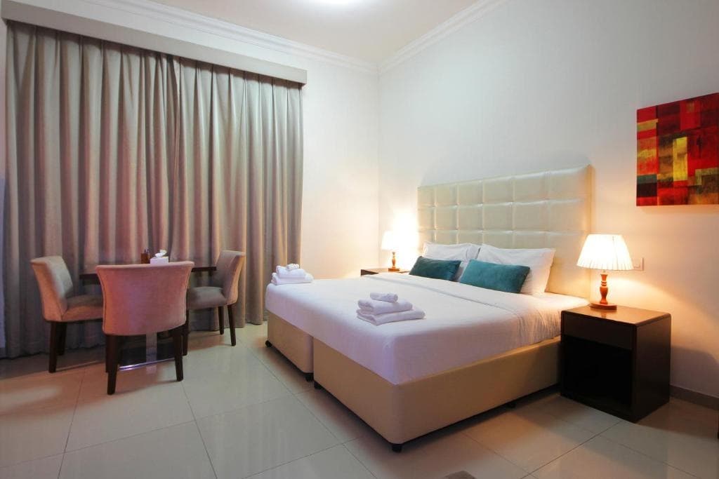 Signature Holiday Homes - Luxury Studio Apartment Al Barsha South Dubai 4