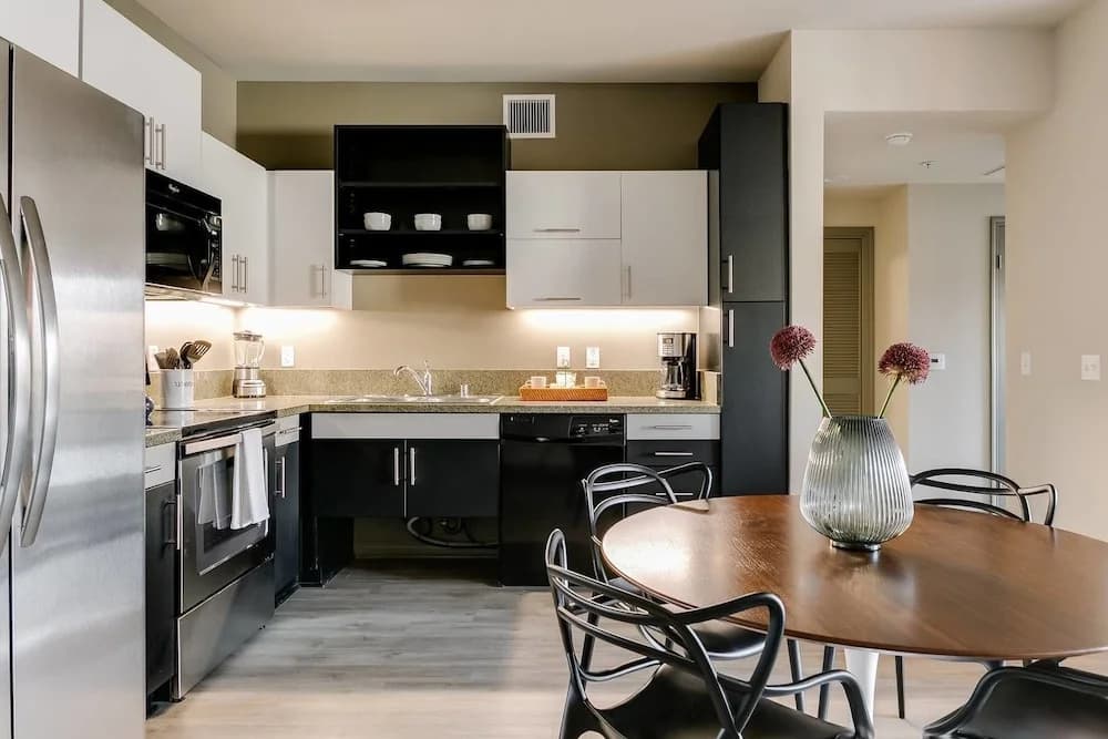 1-Bdrm Hideaway Marina Del Rey 1