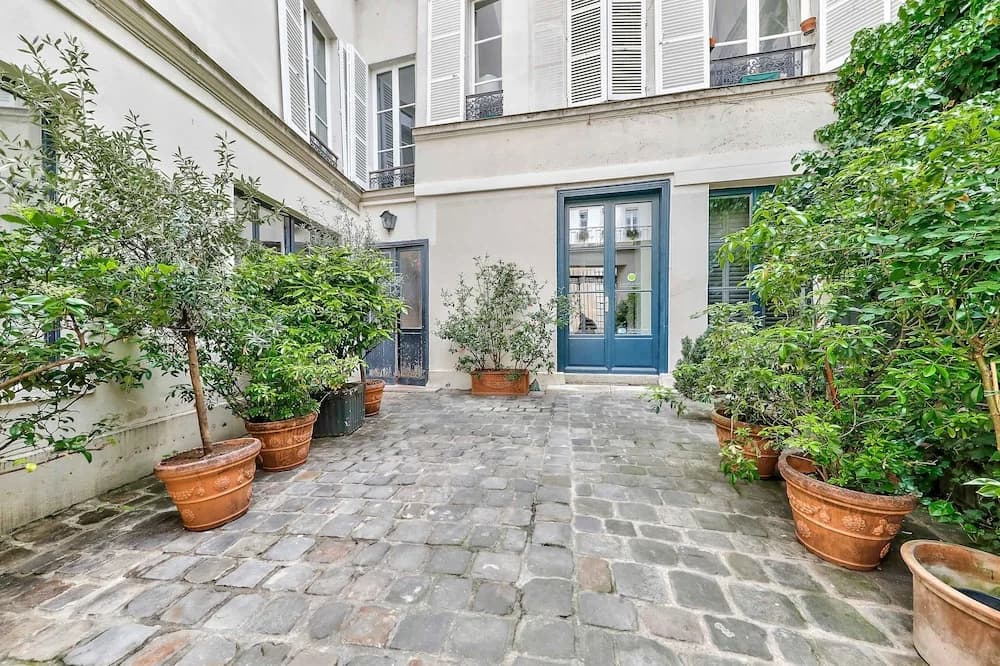 Appartement De Charme Eperon 10