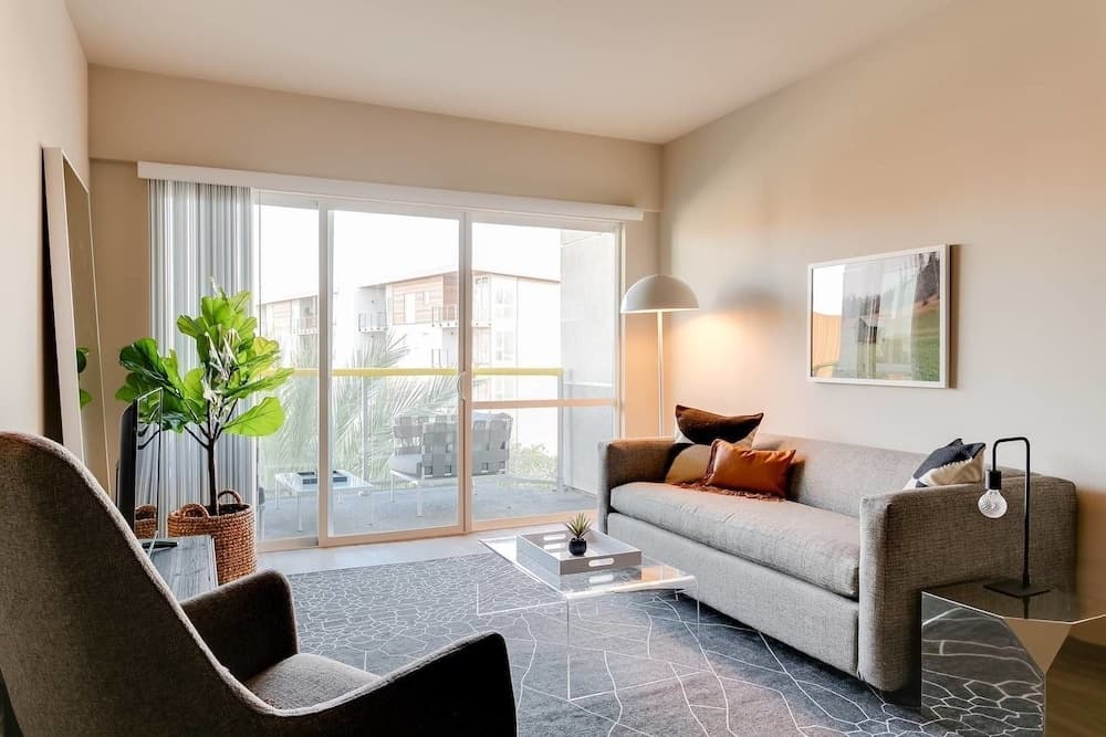 1-Bdrm Hideaway Marina Del Rey 17