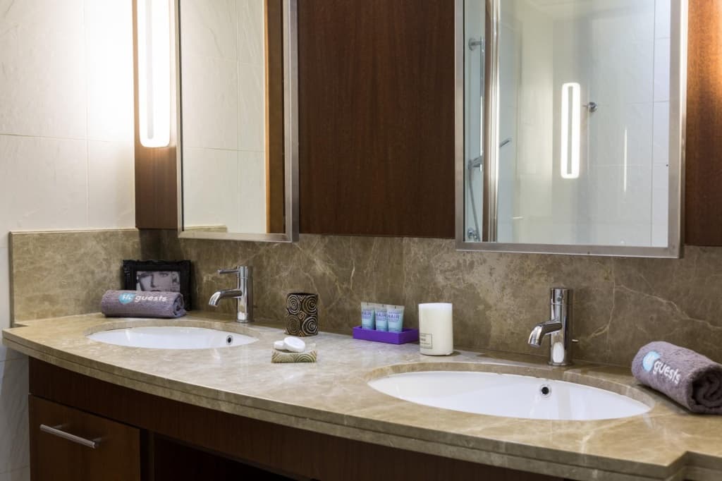 Luxurious ans spacious apartment in Dowtown Dubai 11