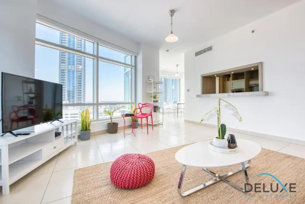 One Bedroom Apartment in The Lofts Central, Downtown by Deluxe Holiday Homes 1