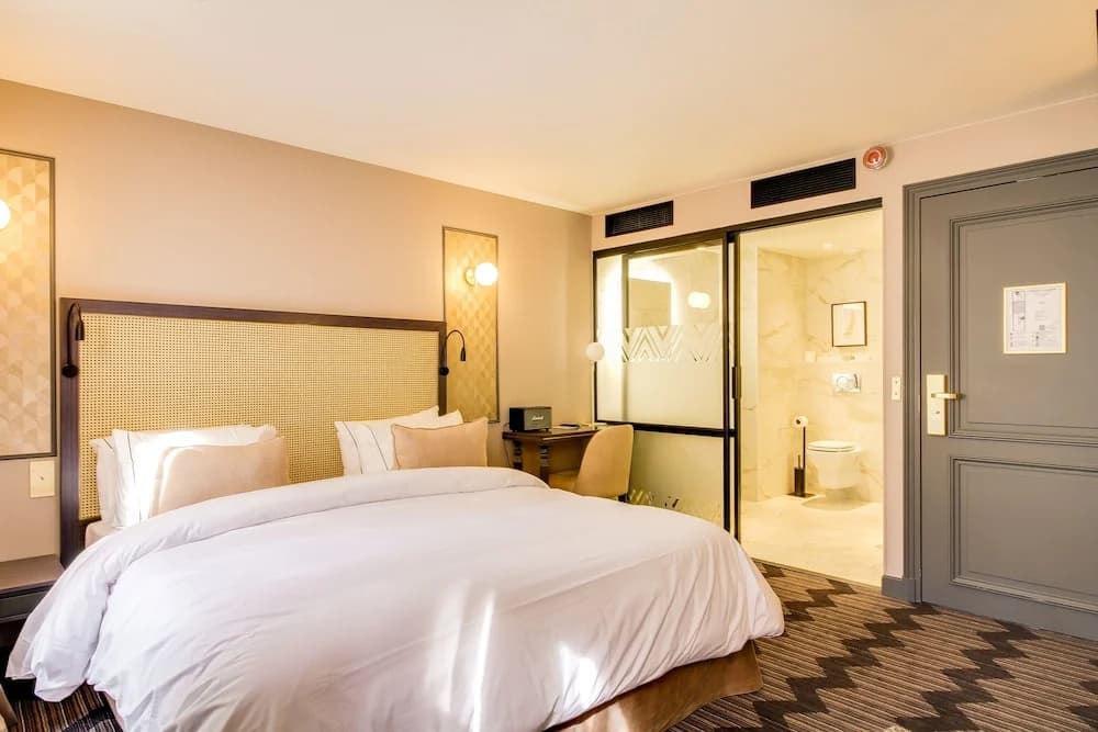 Mom’Art Hotel 11