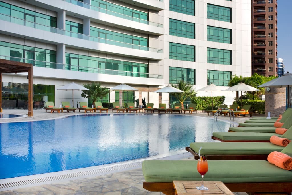 TIME Oak Hotel & Suites 18