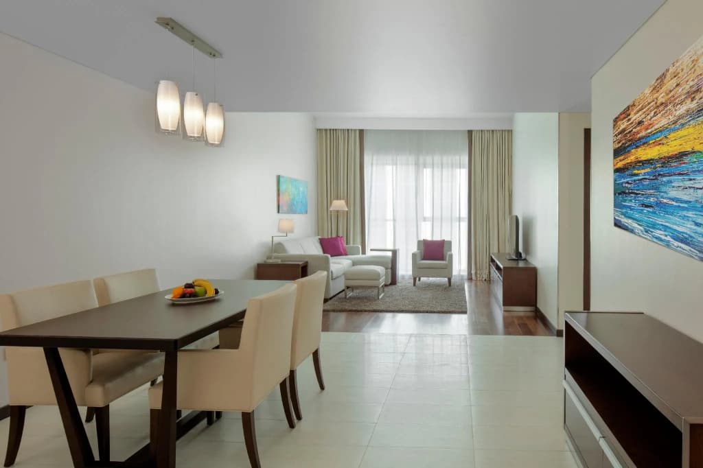 Hyatt Place Dubai Jumeirah Residences 19
