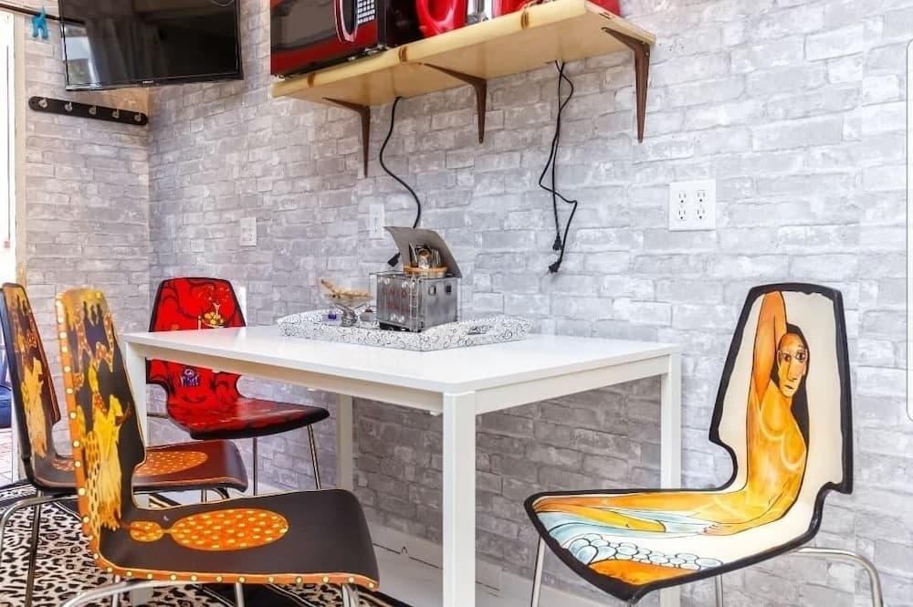 Artist Experience Venice Beach Studio Bedroom 1 Bathroom Apts 5