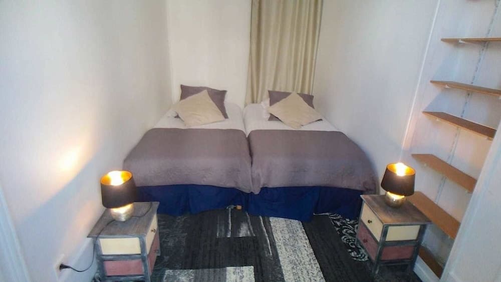 Saint Michel Free Parking Apartments 1