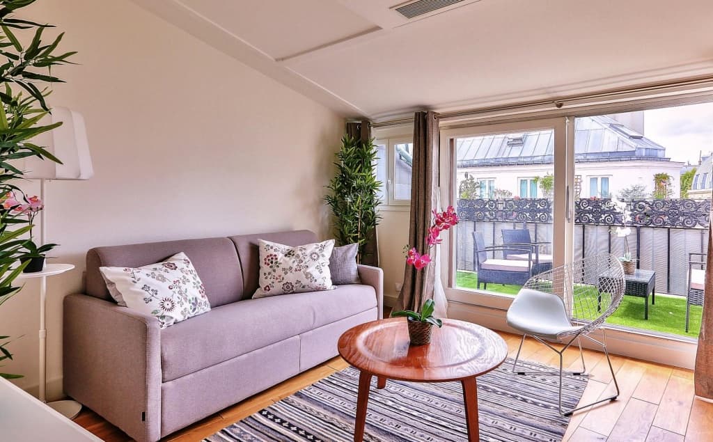 B 368 - TERASSE PERLE RARE - Quartier Latin 12