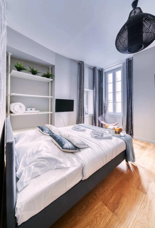 B 2063  - Musée d'Orsay - Spacieux appartement 3