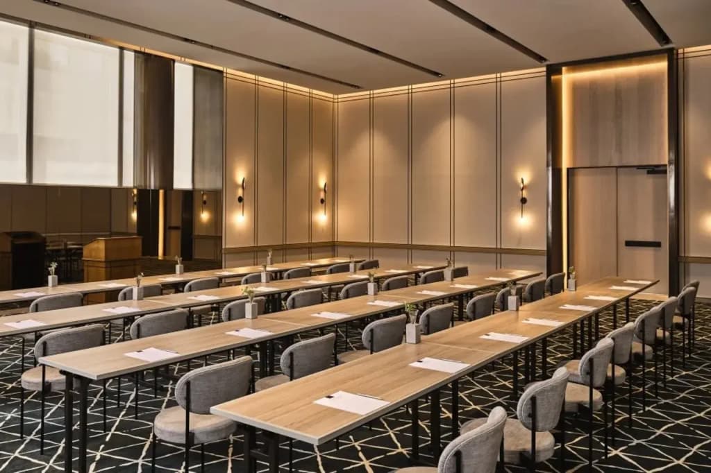 Conrad Los Angeles 11