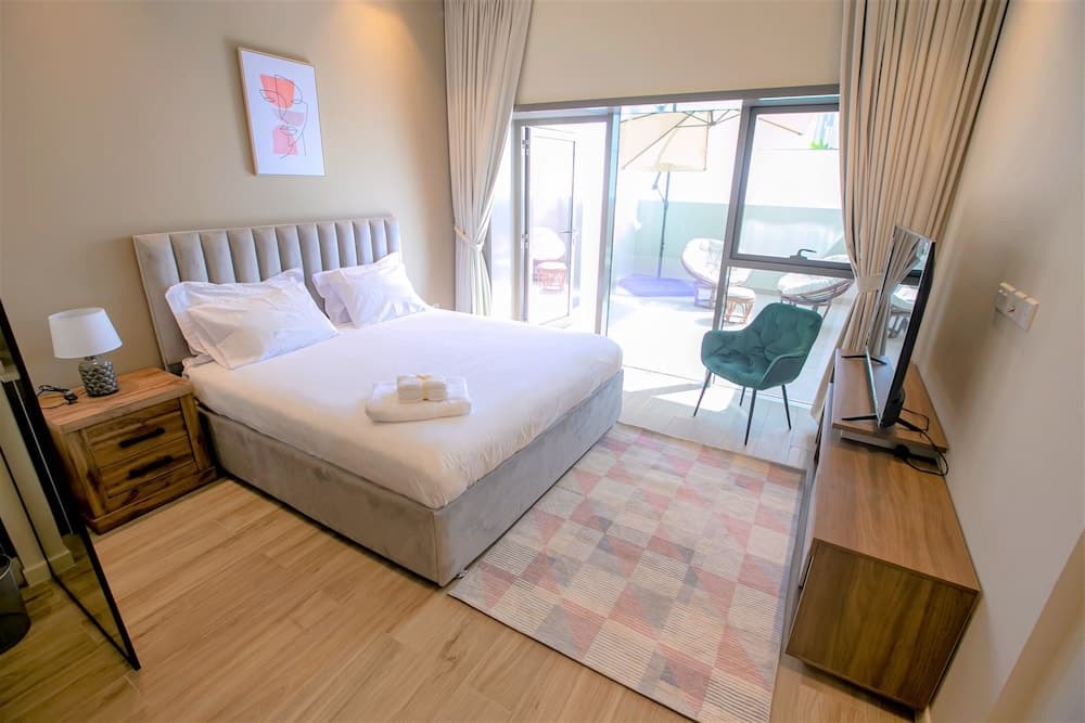 Park View Brand new Studio With Balcony 2