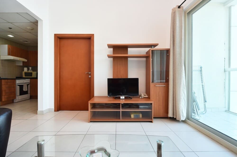 Mrnv - Furnished 1BR in Dubai Marina 7