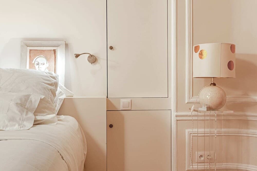 Beautiful Lavish Apartment for 6 in Paris VII by Guestready 17