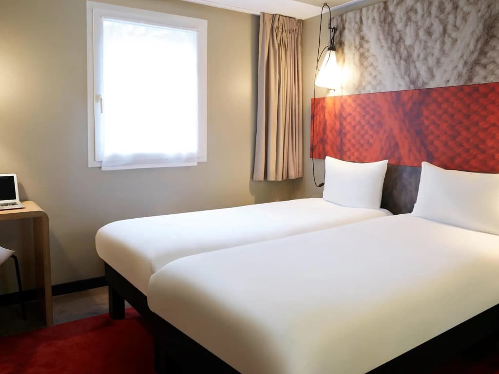 Ibis Paris Canal Saint Martin 2