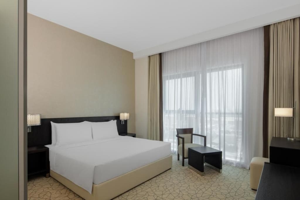 Hyatt Place Dubai Jumeirah Residences 4