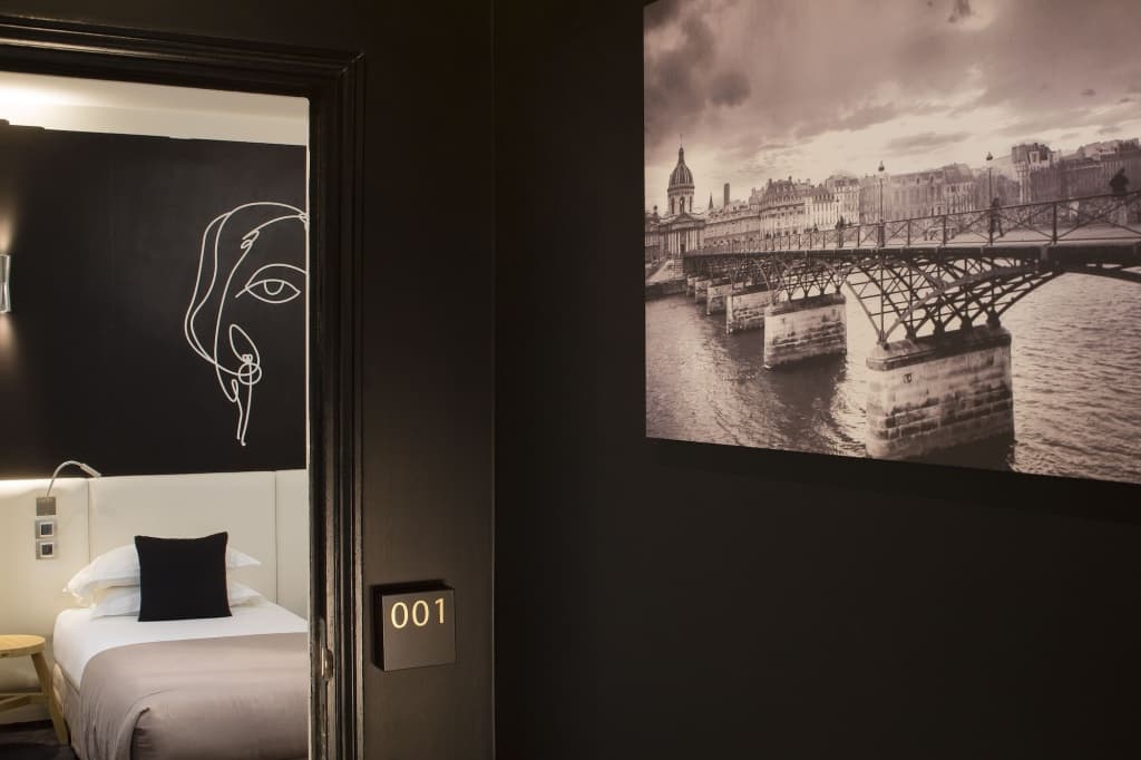 Hotel Montparnasse St Germain 12