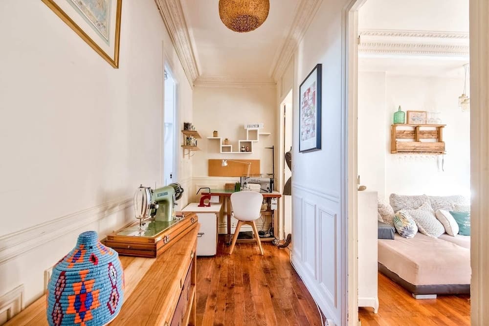 Charming Apartment for 2 in the 12th District 15