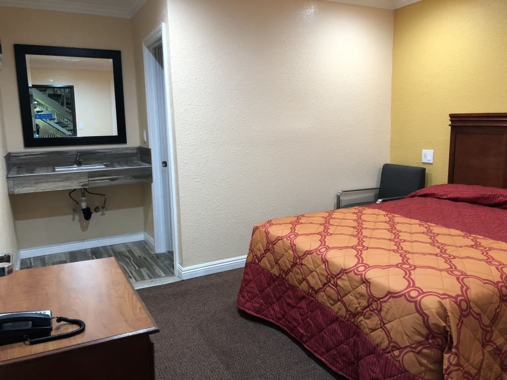 Rosa Bell Motel - Los Angeles 2