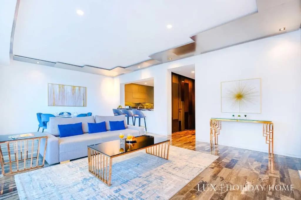 LUX - Lavish Suite with Full Palm Jumeirah View 2 2