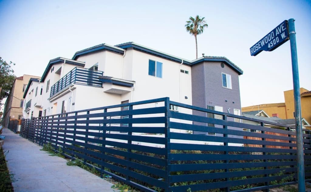 Los Angeles Hollywood Apartments 12