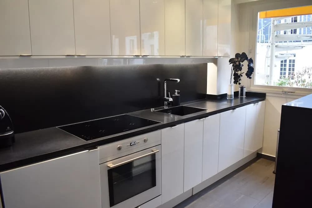 Studio Apartment Near Trocadéro & Champs Elysées 3