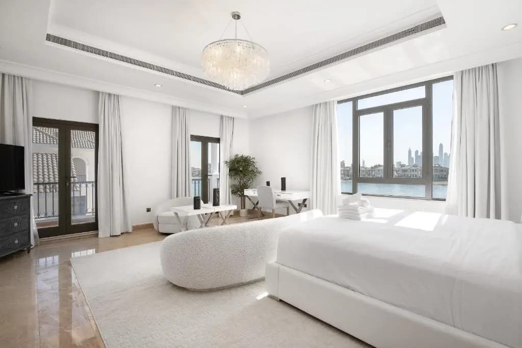Maison Privee - Villa on Beach w Private Pool The Palm Jumeirah 1