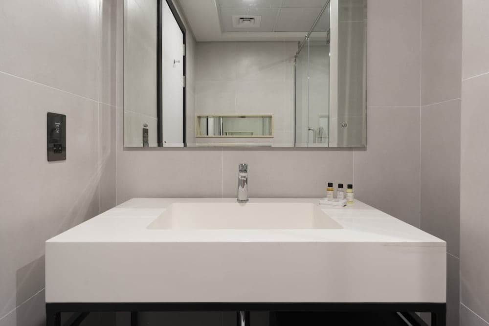 Premium Facilities Balcony Brandnew Facilities 4918 9