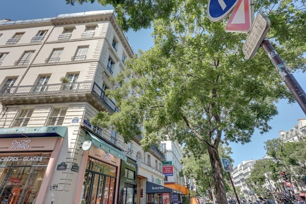 3 people apartment - Paris center by Weekome 10