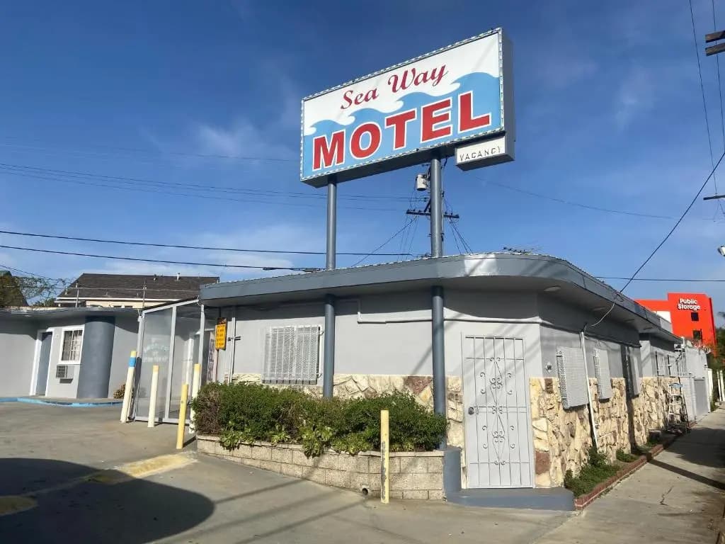 Seaway Motel 9