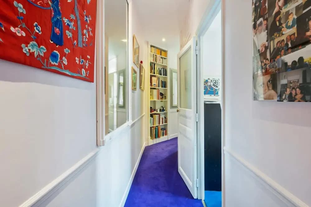 Stylish Vintage 3BR Apartment in Le Marais by GuestReady 5