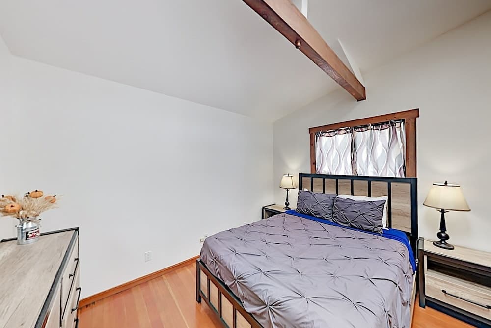 27h73179 2 Bedroom Duplex 19