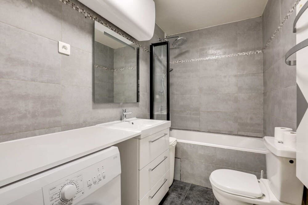 Magnificent Apartment Near Republique 8