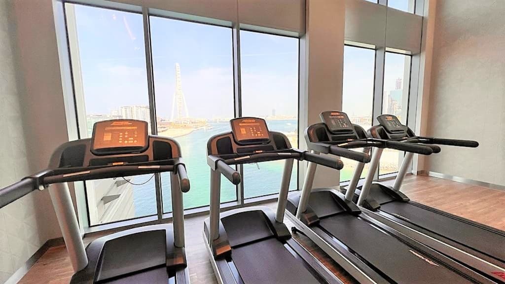 Luxury beach front apartment with balcony Dubai Marina 5