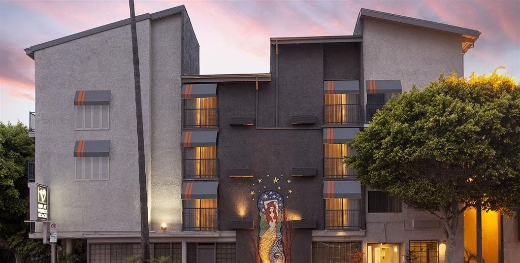The Inn at Venice Beach 12