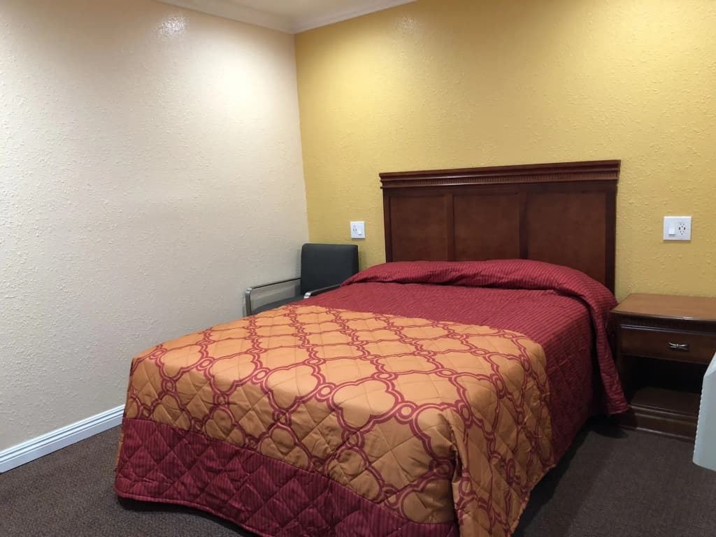 Rosa Bell Motel - Los Angeles 4